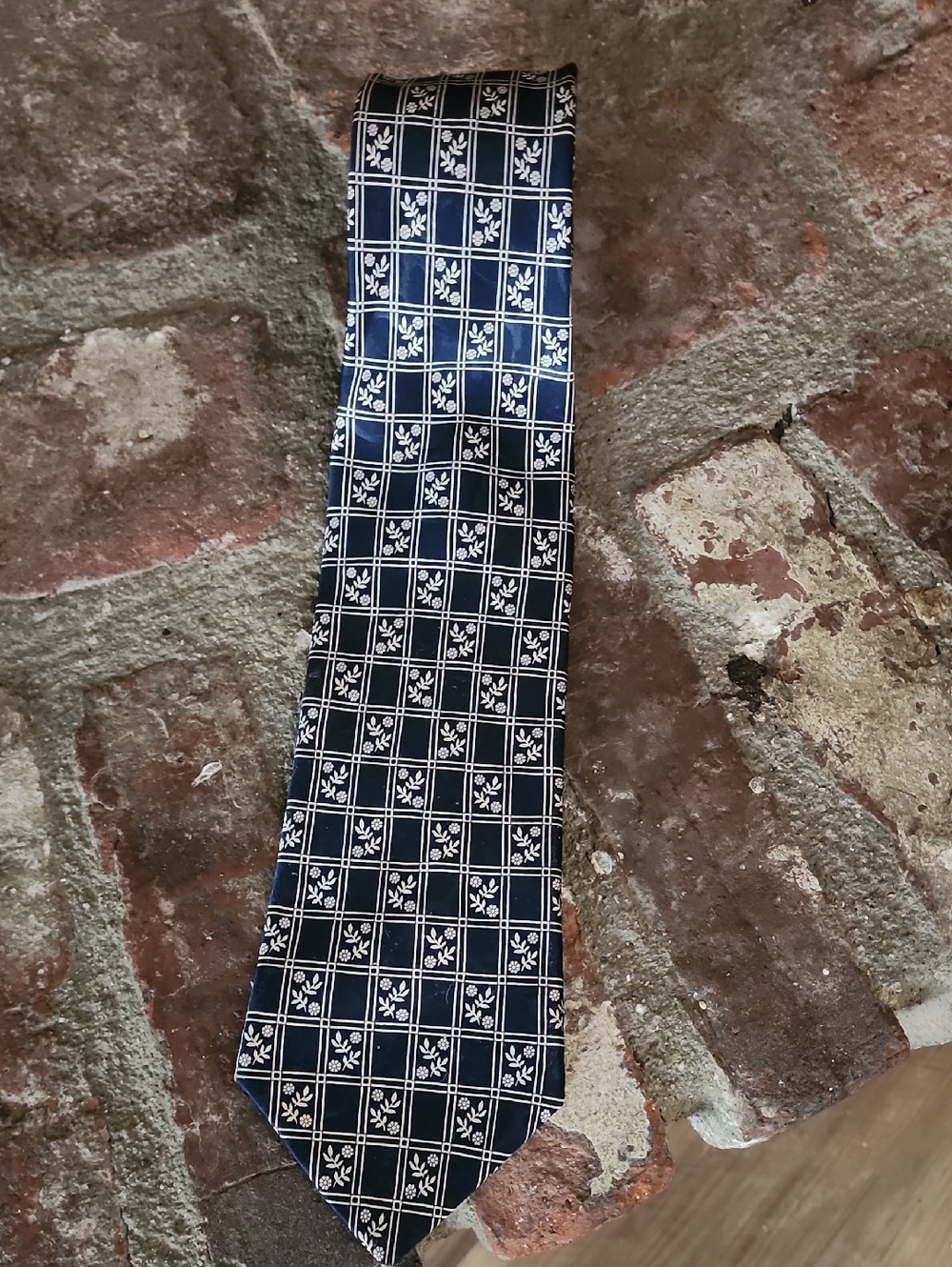 Lanvin Paris Silk Tie Navy Blue White Floral Grid Designer Necktie Italy